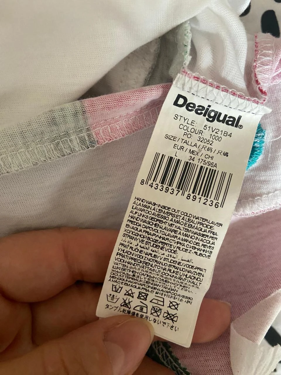 Vestido de verão alças largas, saia baloné. Desigual. Tamanho L – photo 15
